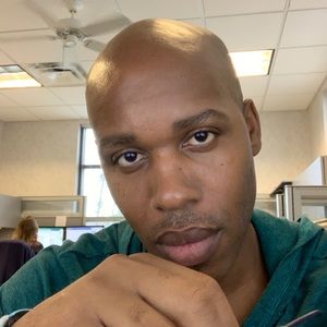 Meet your Posher, Larry